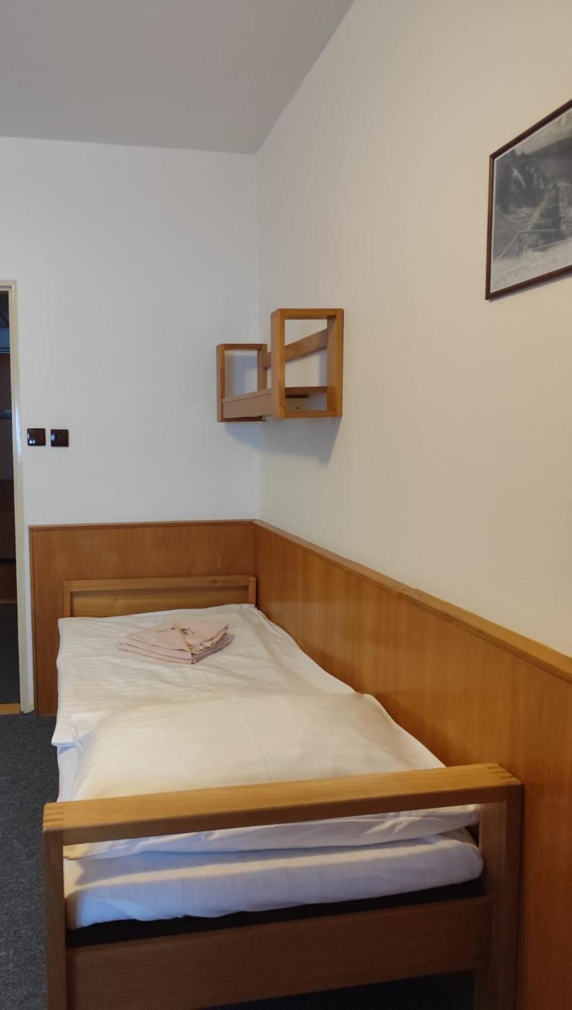Horsky Hotel Kubat Benecko Bagian luar foto