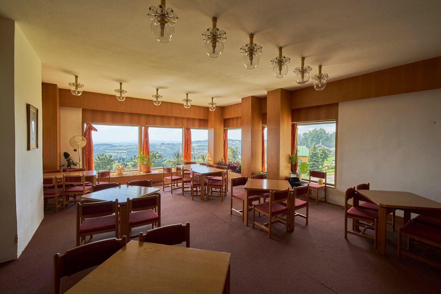 Horsky Hotel Kubat Benecko Bagian luar foto