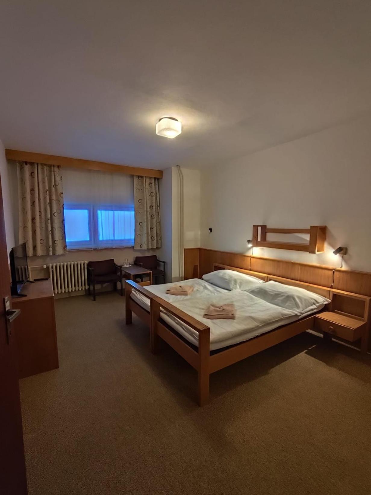 Horsky Hotel Kubat Benecko Bagian luar foto